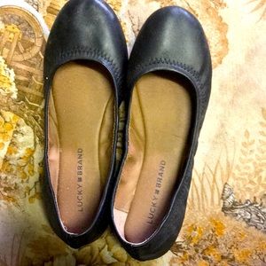 lucky brands flats size 7